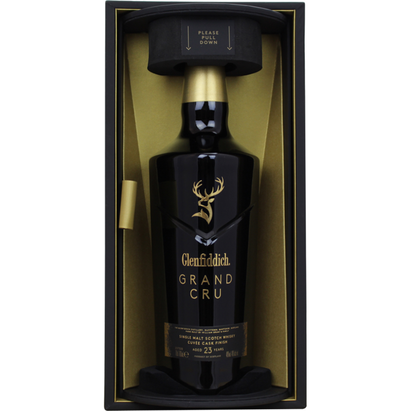 Photographie d'une bouteille de Whisky Glenfiddich Grand Cru 23 ans